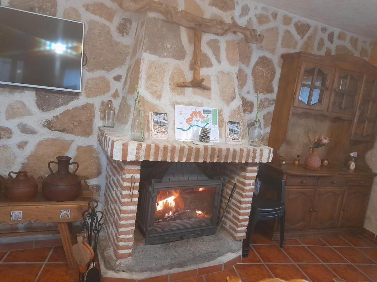 Casa Rural El Pajar Navaluenga Ngoại thất bức ảnh